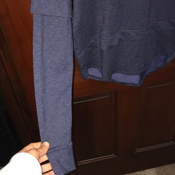 Under Armour Pullover Hoodie - Picture 4 of 5